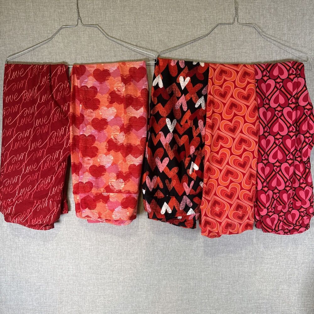 Lot of 5 New LuLaRoe Tall & Curvy (TC) Valentine's Day Leggings (TC Lot 4)